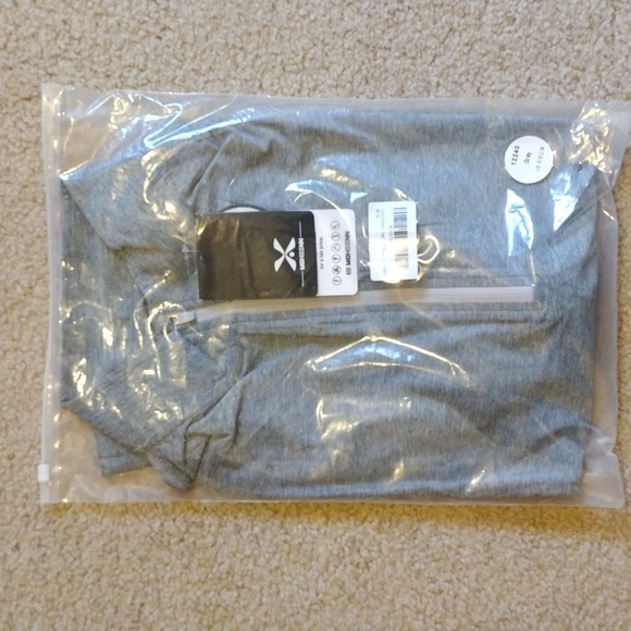 Women's Moheen Yoga Top S - Picture 16 of 16